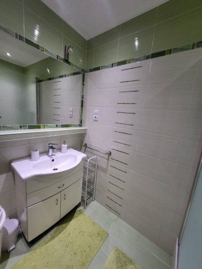 Na predaj kompletne rekonštruovaný 2-izbový byt Košice - Podhradová - 13